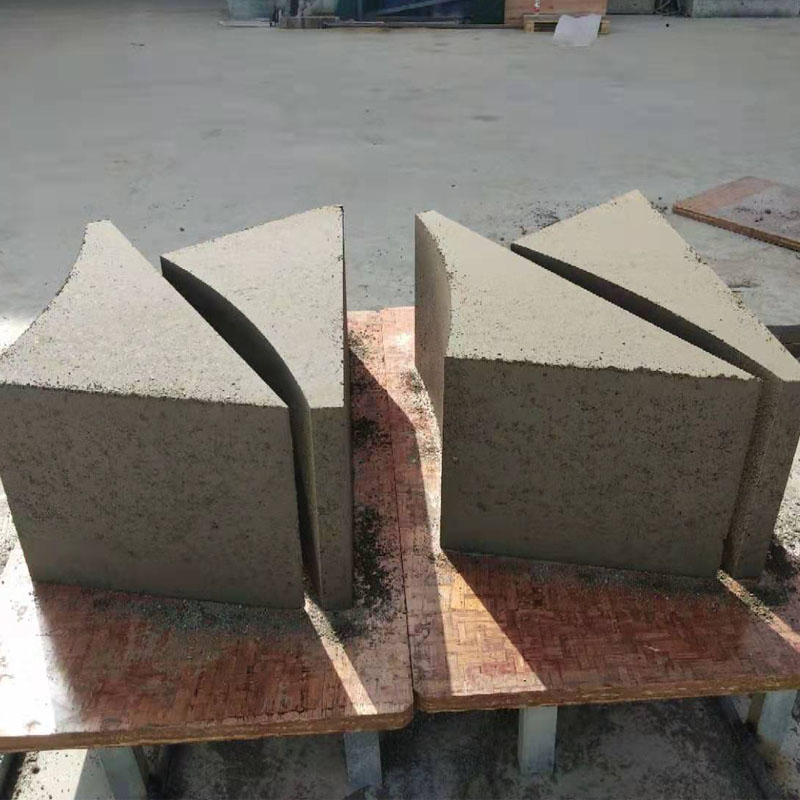 ¿Cómo resolver los problemas de la máquina de bloques de cemento de forma especial?