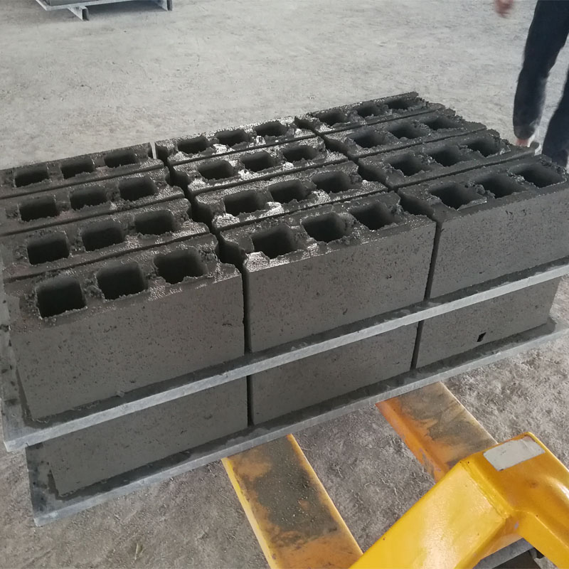 Ventajas de HGMA QT10-15 Máquina de fabricación de bloques de hormigón
